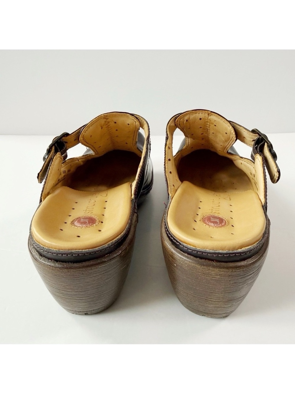 VTG Clarks Woman Burgundy Leather Slip-On Chunky Babydoll Clogs US8.5 Boho Folk - Picture 6 of 8